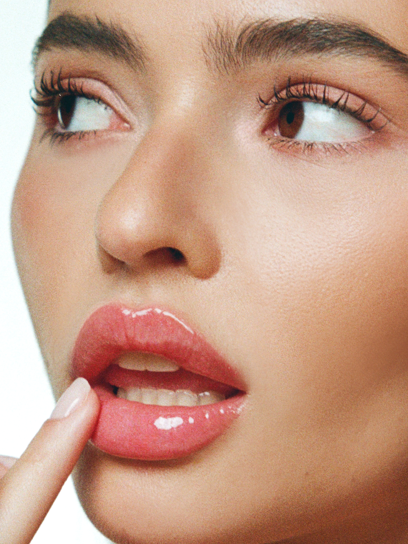 Lip Glaze in Coquette