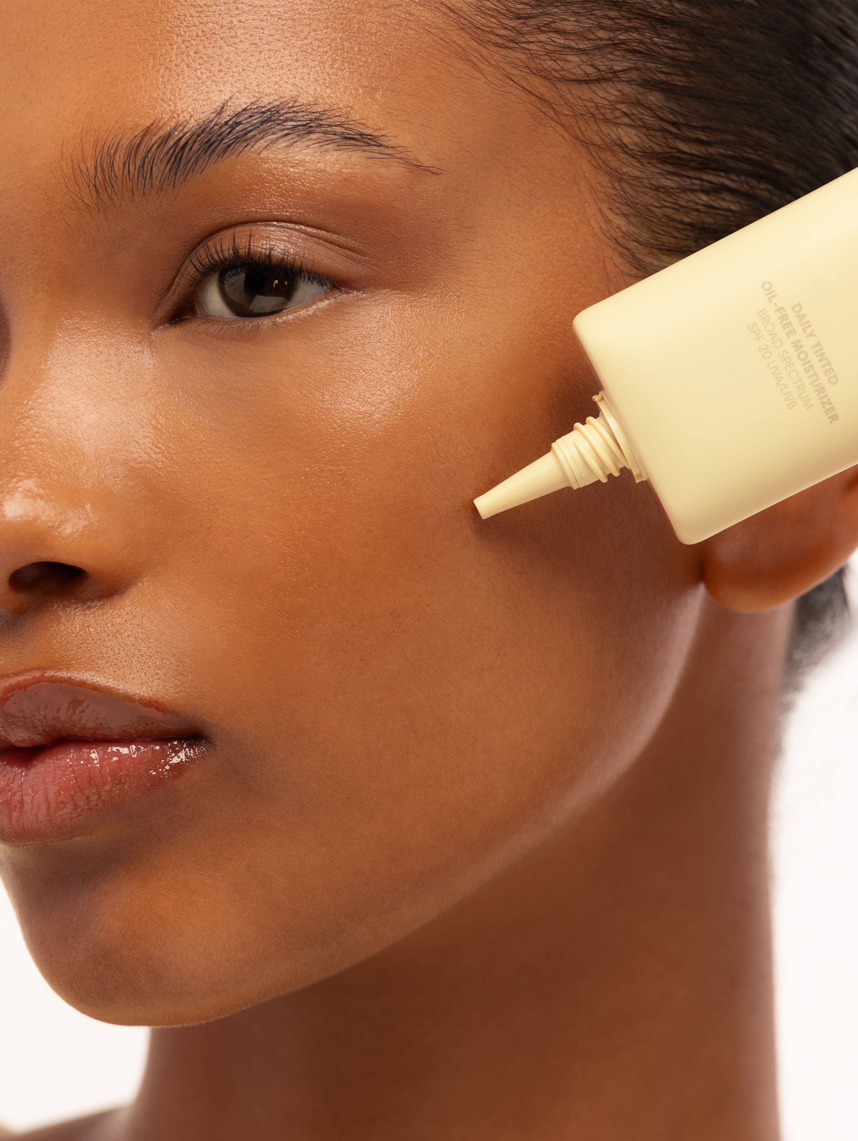 Skin So Good Daily Tinted Oil-Free Moisturizer SPF 20