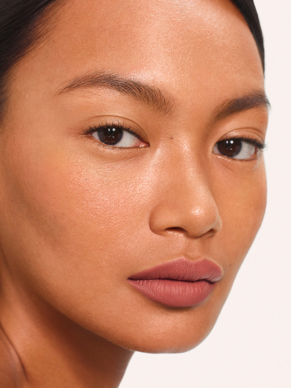 Cathrina wears Fluffmatte in Bday